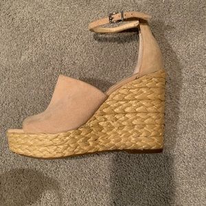 Jessica Simpson Suella Wedge Sandals.        Size 6M